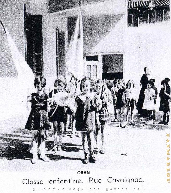 RA c- 02- ecole Jeanne d' Arc.JPG